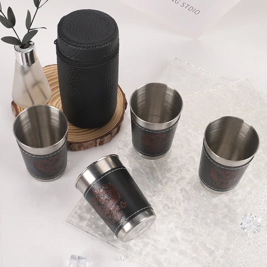 Camping Becher Set aus Edelstahl mit PU-Lederetui – clever-campen Ansicht 2