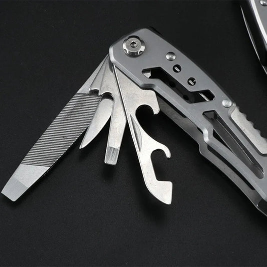 Camping Multitool Edelstahl Klappmesser mit Zangenfunktion – clever-campen Camping & Outdoor Schweiz