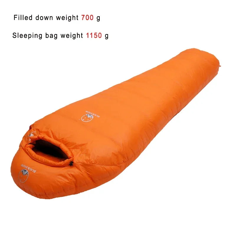Wärmer Schlafsack aus Gänsedaunen für Winter-Camping