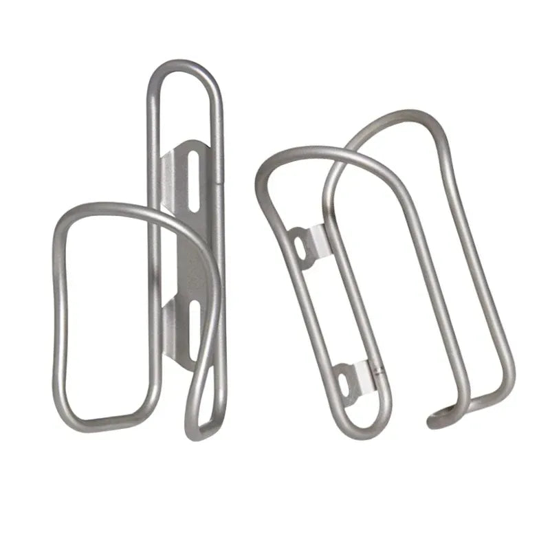 Titanium Flaschenhalter für Fahrräder – leicht & stabil – clever-campen Camping & Outdoor Schweiz