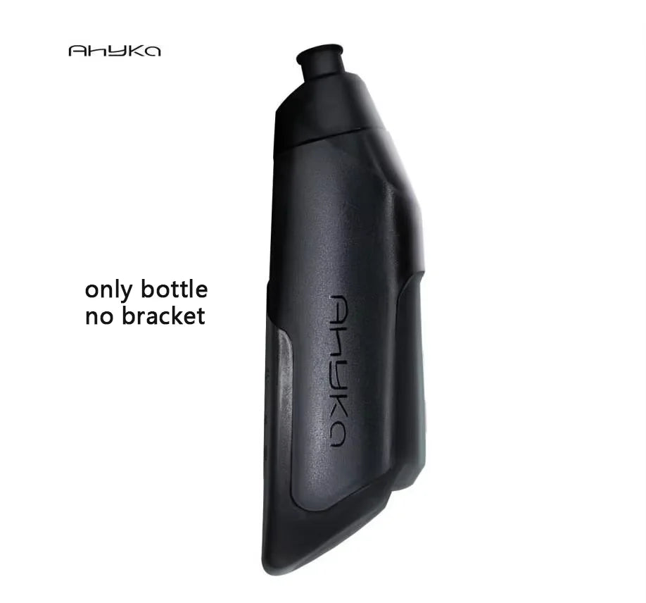 AhyKa Aerodynamische Trinkflasche 600ml Set