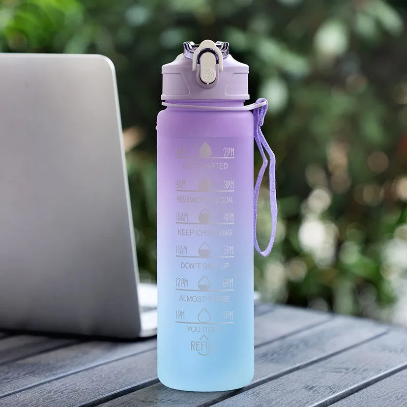 700ml Sport-Trinkflasche mit Strohhalm – Regenbogen-Farben