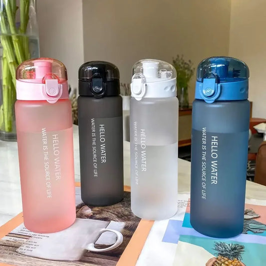 Transparente Trinkflasche 780ml – Leicht & Auslaufsicher – clever-campen Camping & Outdoor Schweiz