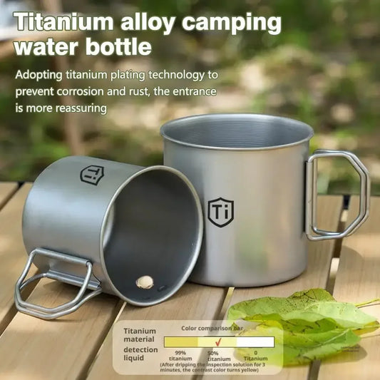 Titanbecher mit Klappgriff für Outdoor-Aktivitäten – clever-campen Camping & Outdoor Schweiz