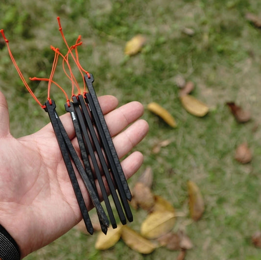 Ultraleichte Carbon Zeltpflöcke 12cm für Camping