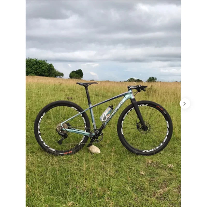 Ultraleichter Carbon Fahrrad-Sattel mit grossem Loch – clever-campen Ansicht 5