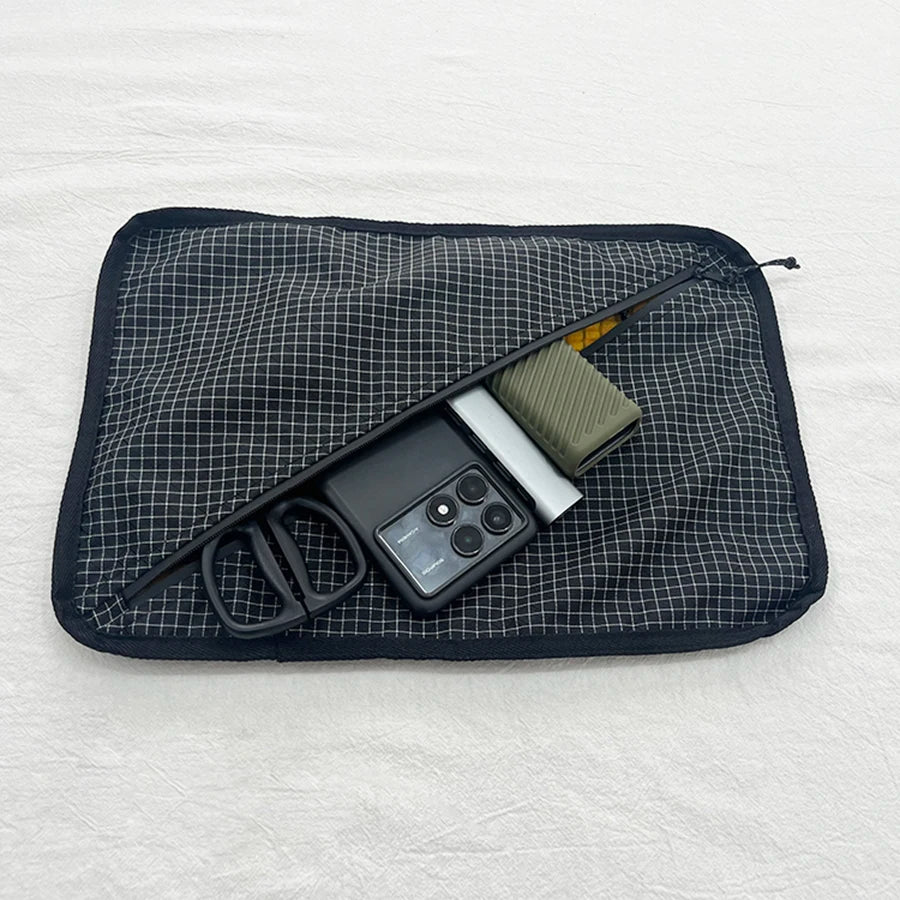 2-in-1 Campingkissen mit Stauraum für Outdoor-Aktivitäten – clever-campen Ansicht 3