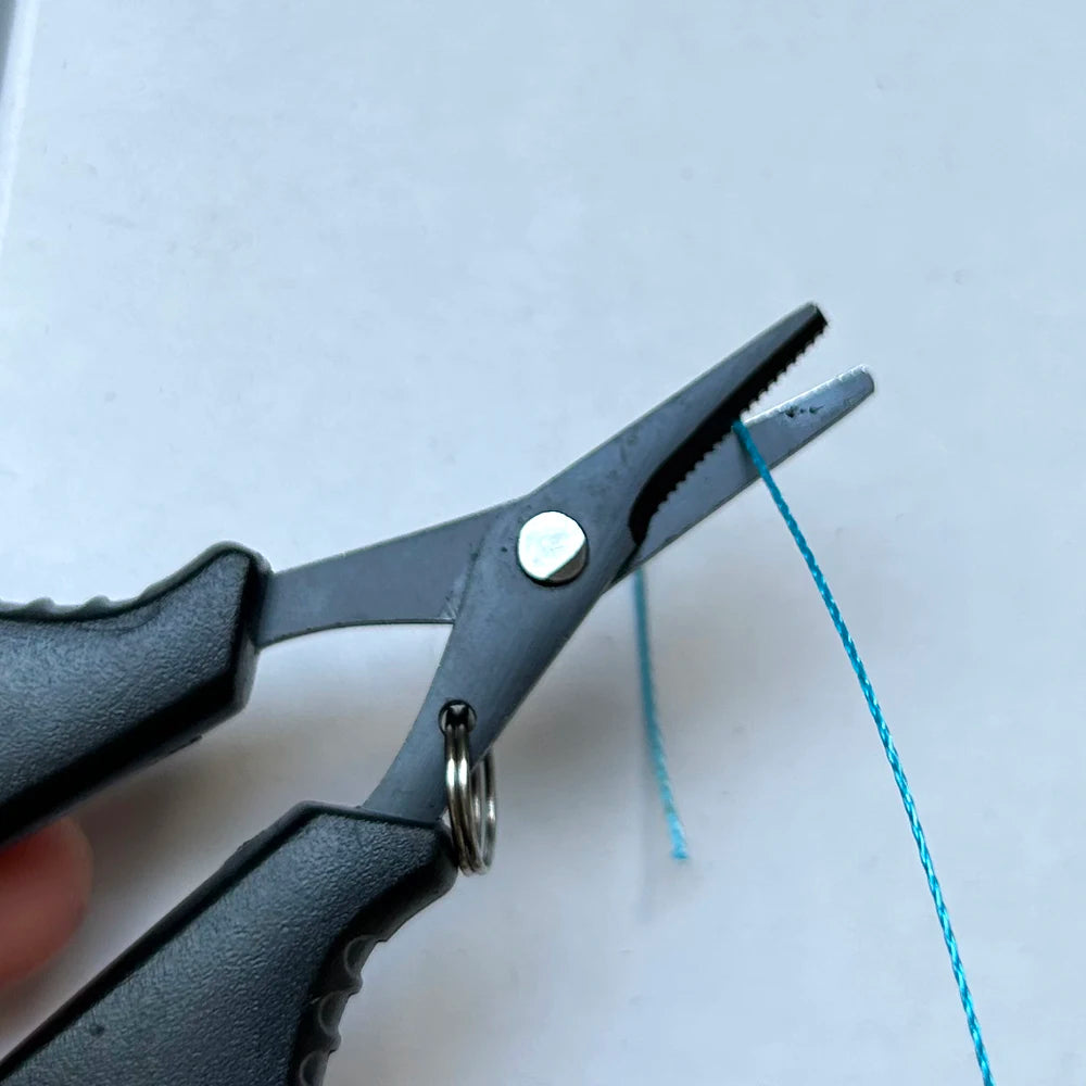 Titanbeschichtete Edelstahl Angelschneider für Schnur – clever-campen Ansicht 5