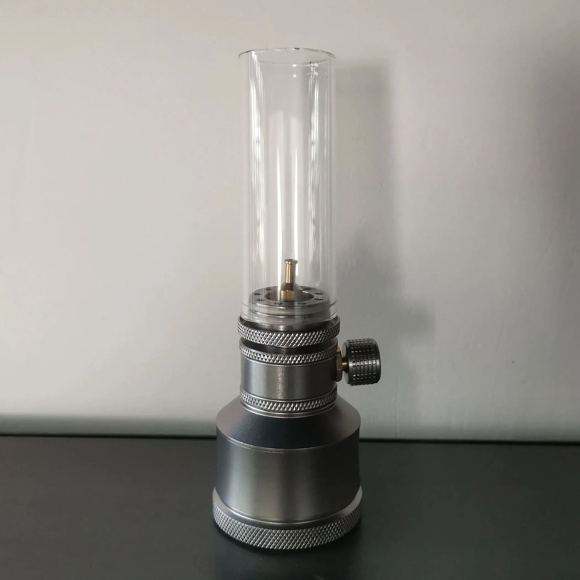 Kompakte Camping Gaslampe mit Glasbehälter – clever-campen Ansicht 4