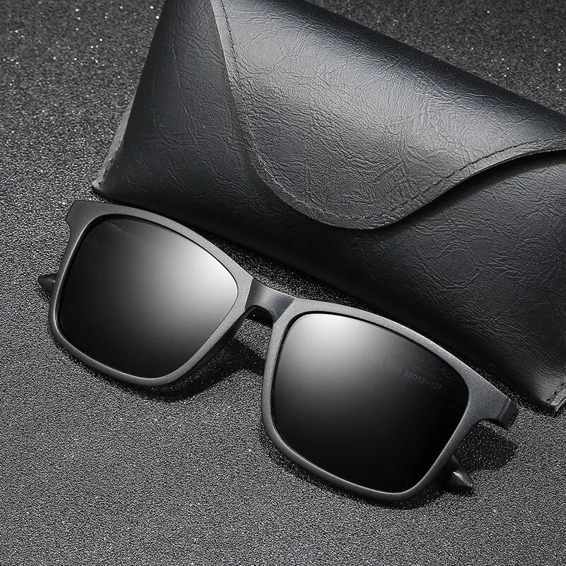 Unbekannte Form Wander-Sonnenbrille – clever-campen Ansicht 4