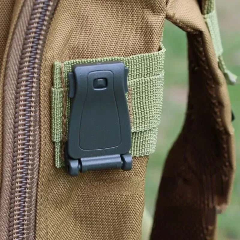 6er Set MOLLE Clip Tactical Strap Verbindungsschnallen – clever-campen Ansicht 3
