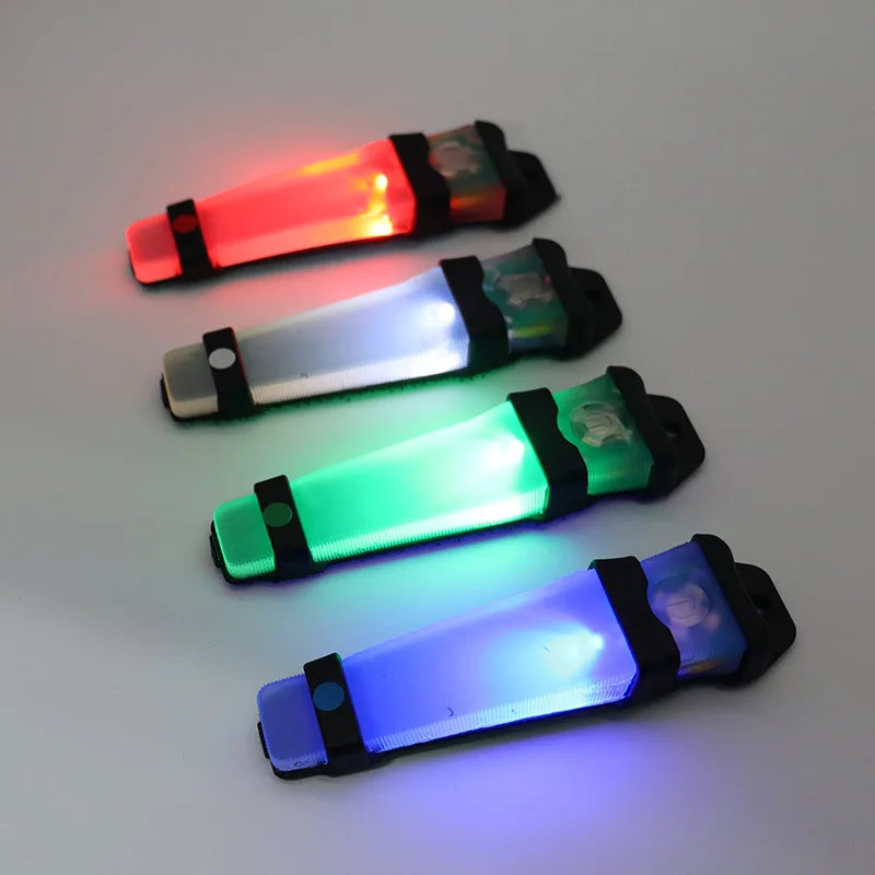 Taktische Helmleuchte in Blau, Grün, Rot & IR – Wasserdicht – clever-campen Ansicht 2