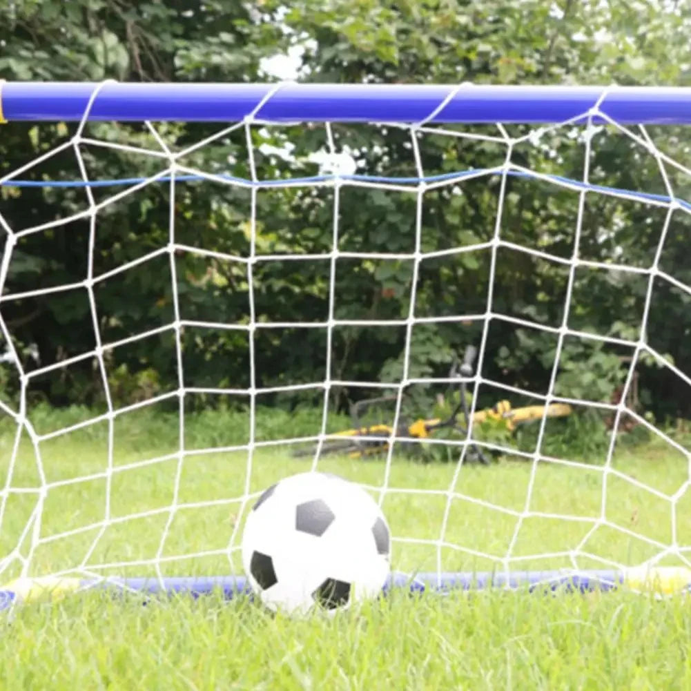 Tragbares Mini Fussballtor Set für Strand & Garten – clever-campen Ansicht 6