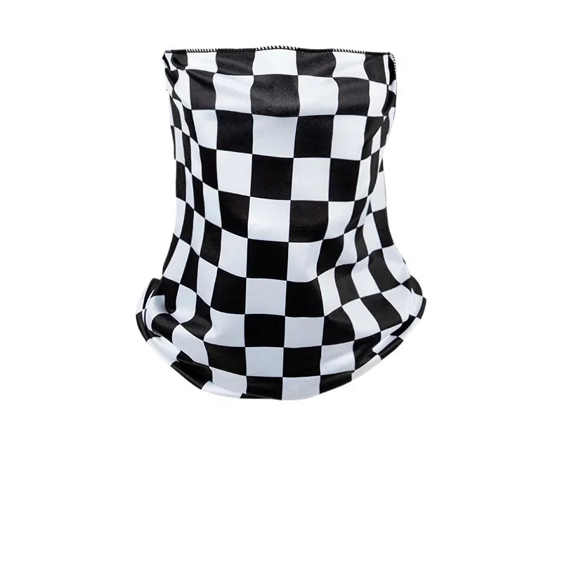Checkered Grid Gesichtsschutzmaske für Outdoor-Aktivitäten – clever-campen Ansicht 2