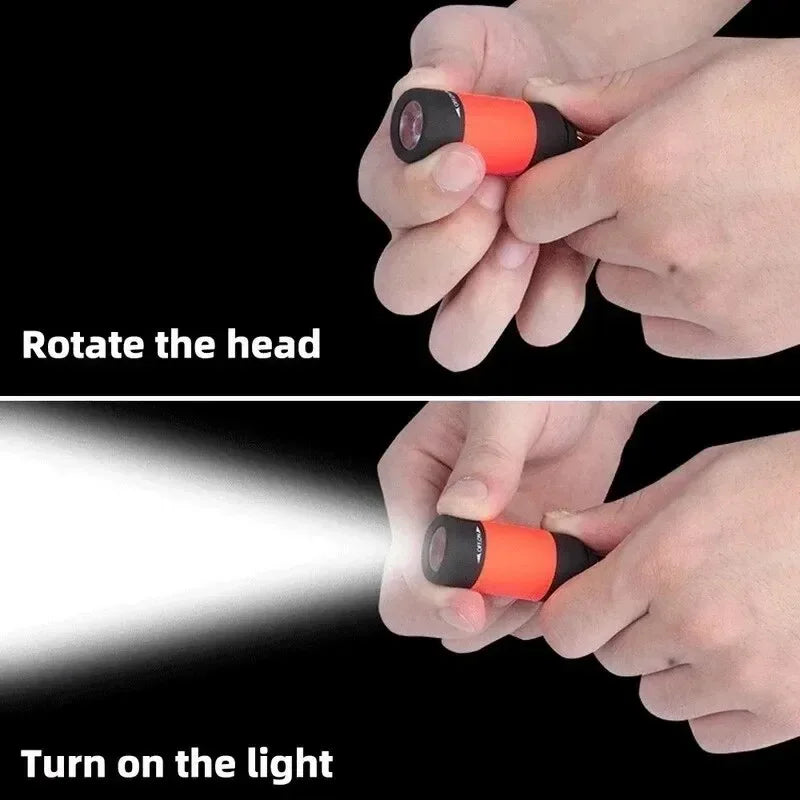 Mini LED Taschenlampe USB wiederaufladbar Schlüsselanhänger – clever-campen Ansicht 5