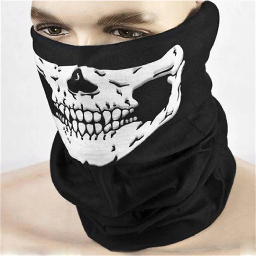 Skull Bandana Neck Gaiter für Outdoor-Aktivitäten – clever-campen Ansicht 3