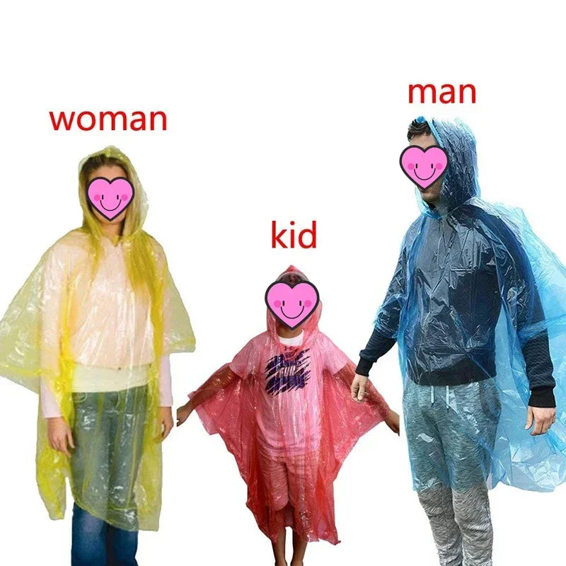 Tragbarer Einweg-Regenponcho im Schlüsselanhänger-Format – clever-campen Ansicht 3