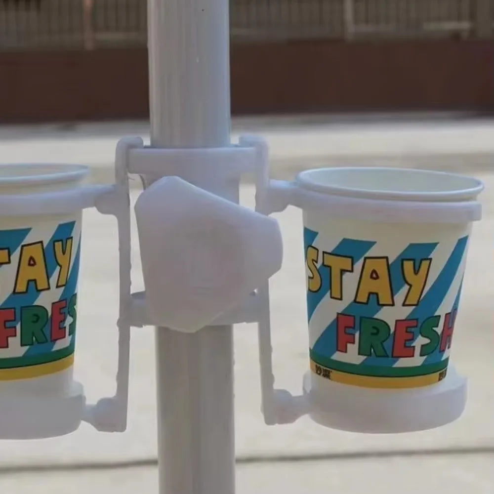 Beachschirm-Trinkhalter für Strand und Pool – clever-campen Ansicht 3