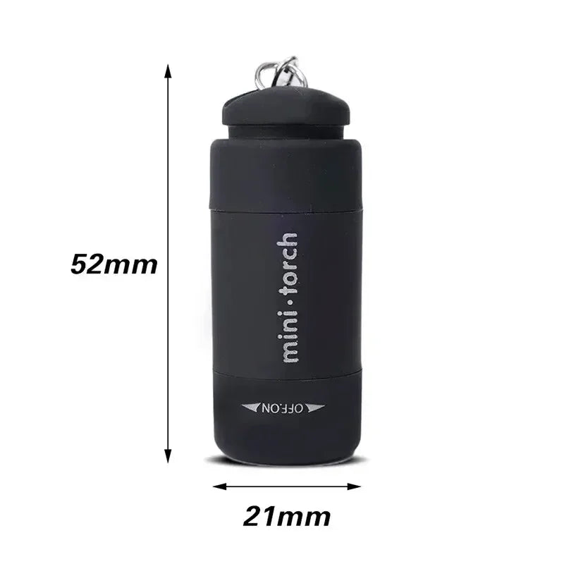 Mini LED Taschenlampe USB wiederaufladbar Schlüsselanhänger – clever-campen Ansicht 3