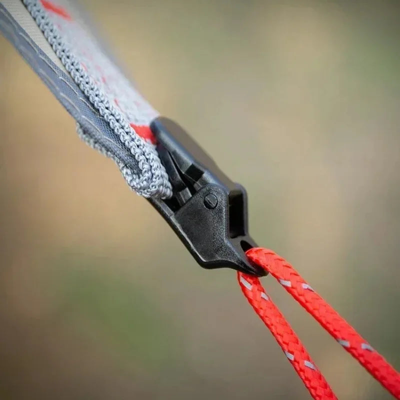 10 robuste Zeltclips für Outdoor-Tarps und Camping – clever-campen Ansicht 2