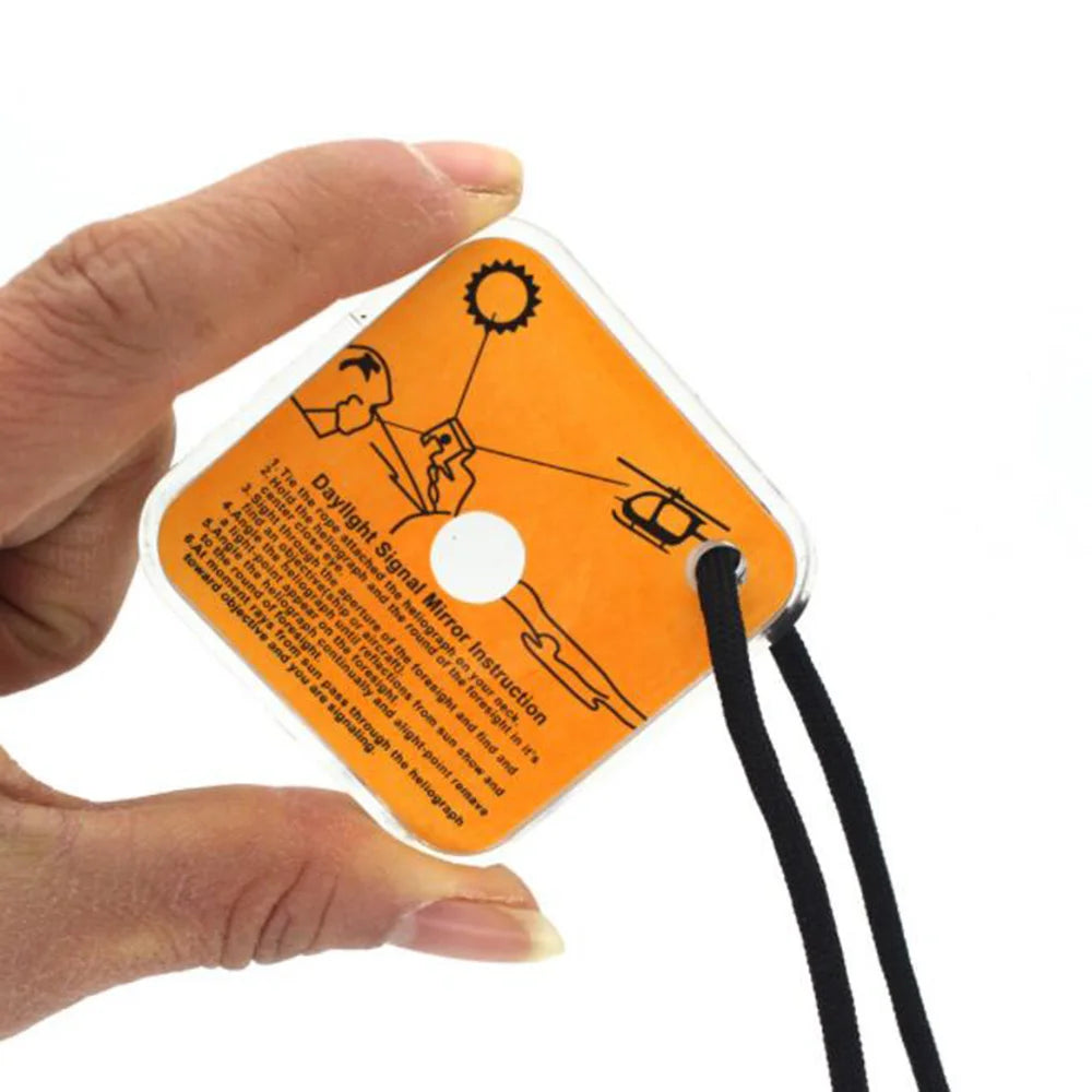 Reflektierender Signalspiegel für Outdoor & Notfälle – clever-campen Ansicht 2