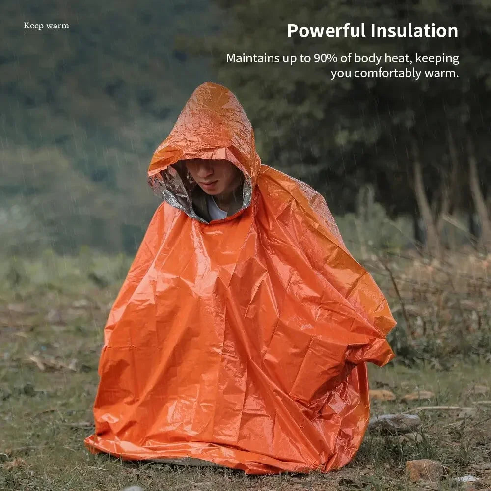 Wasserdichter Notfall-Poncho für Camping und Outdoor – clever-campen Ansicht 4