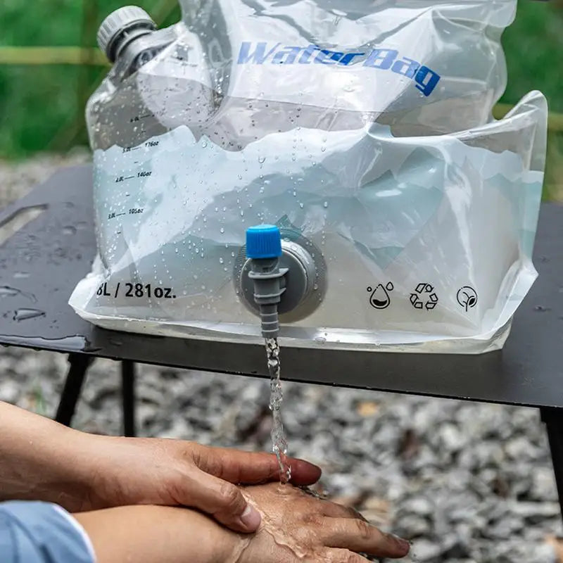 8L Camping Wasserbeutel mit Hahn – Faltbarer Wasserbehälter – clever-campen Ansicht 3