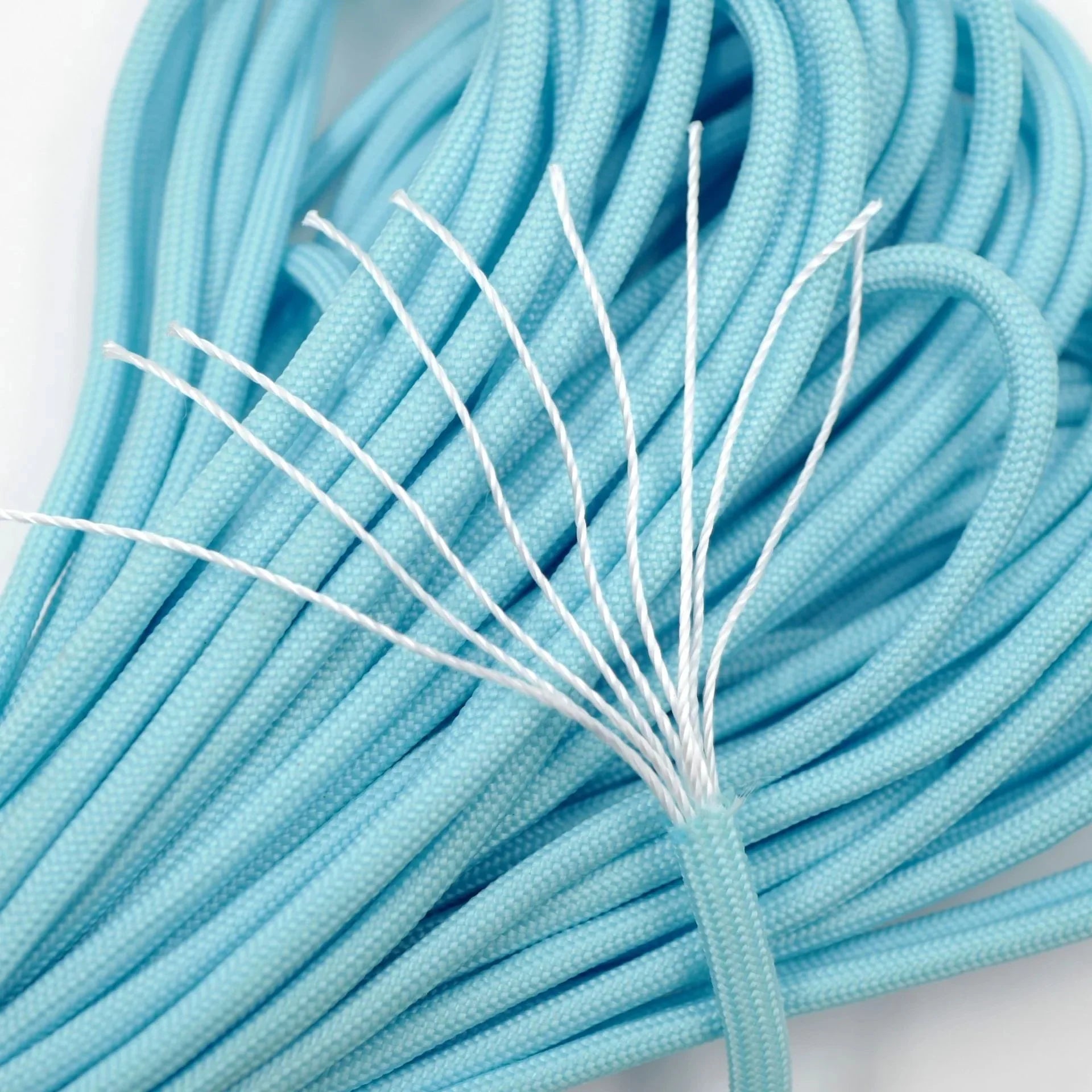 550 Paracord 7 Stränge 4mm für Outdoor – mit LED-Licht – clever-campen Ansicht 4