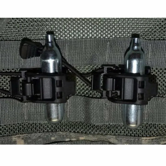 Multifunktionaler Taschenlampen Clip für Molle-System – clever-campen Ansicht 2