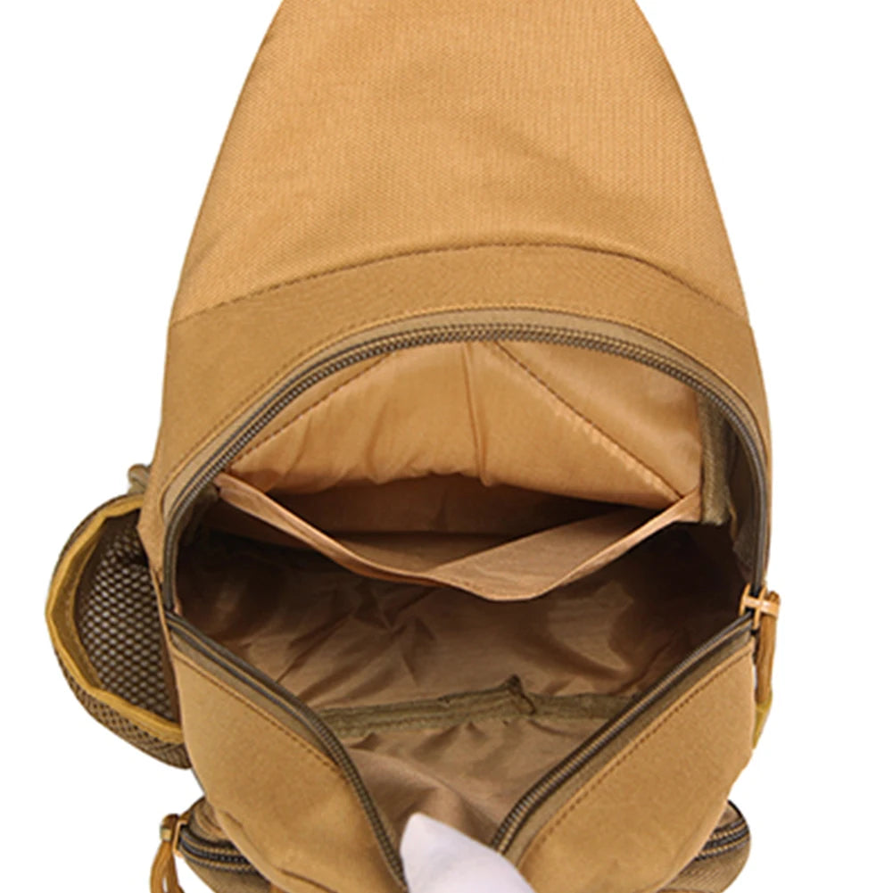 Taktischer Umhänge-Rucksack für Outdoor-Aktivitäten – clever-campen Ansicht 4