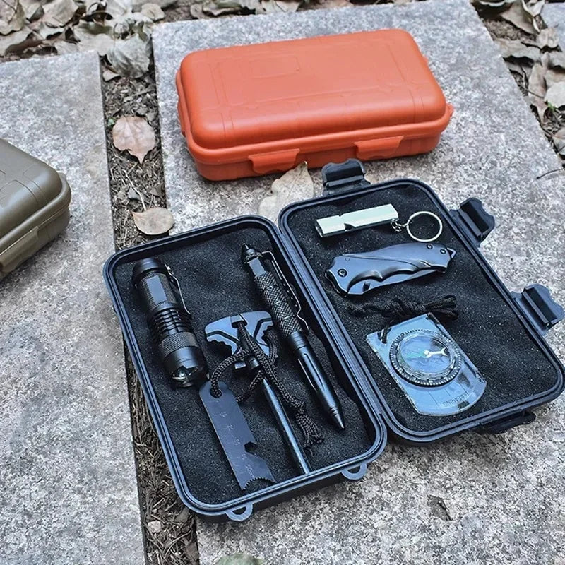 Wasserdichte Outdoor Survival Box für Camping – clever-campen Ansicht 3