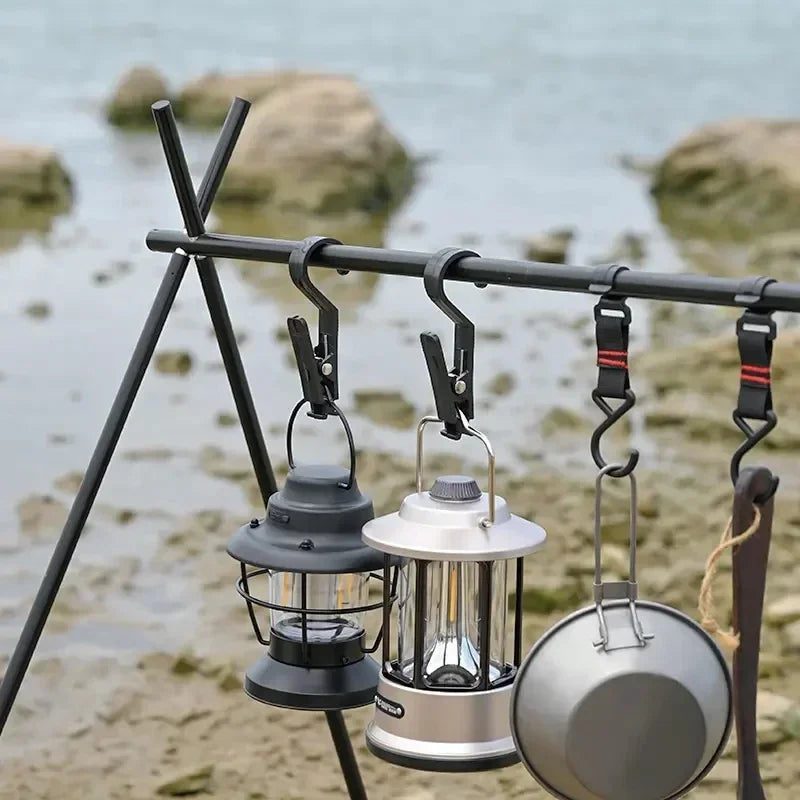 Praktische Outdoor Clips für Zeltzubehör – Multifunktionale – clever-campen Ansicht 2