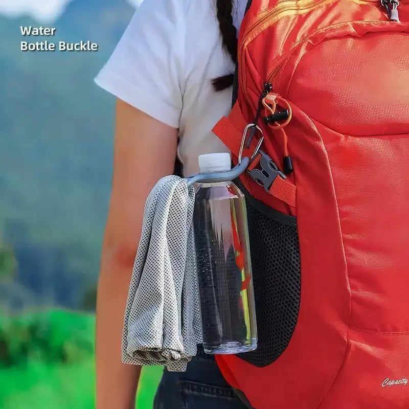 Trinkflaschen Halter mit Karabiner für Outdoor-Aktivitäten – clever-campen Ansicht 4