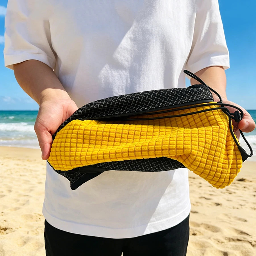 2-in-1 Campingkissen mit Stauraum für Outdoor-Aktivitäten – clever-campen Ansicht 4