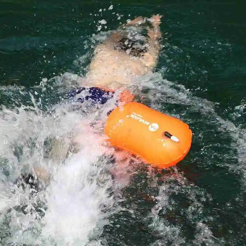 Aufblasbare Schwimmboje aus PVC für Sicherheit im Wasser – clever-campen Ansicht 3
