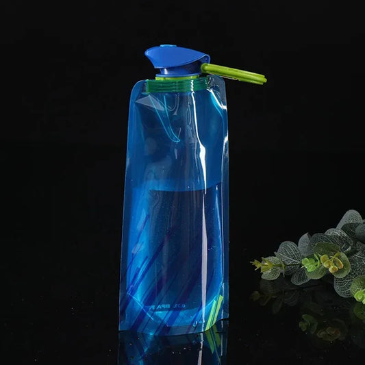 Ultra-Licht-700ml-Faltbare-Trinkflasche – clever-campen Camping & Outdoor Schweiz