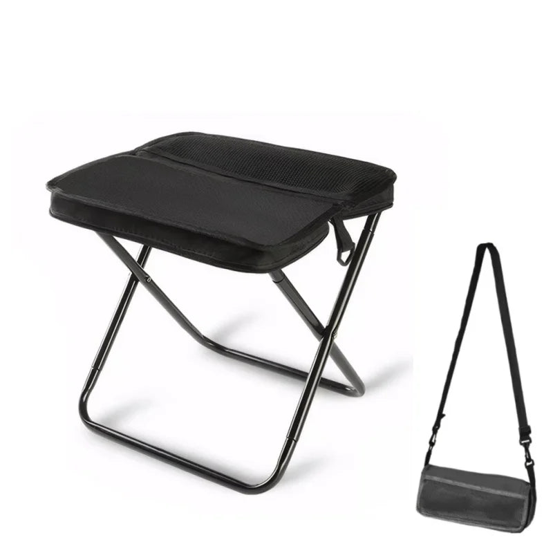 Faltbarer Campinghocker mit Kühltasche, leicht & tragbar