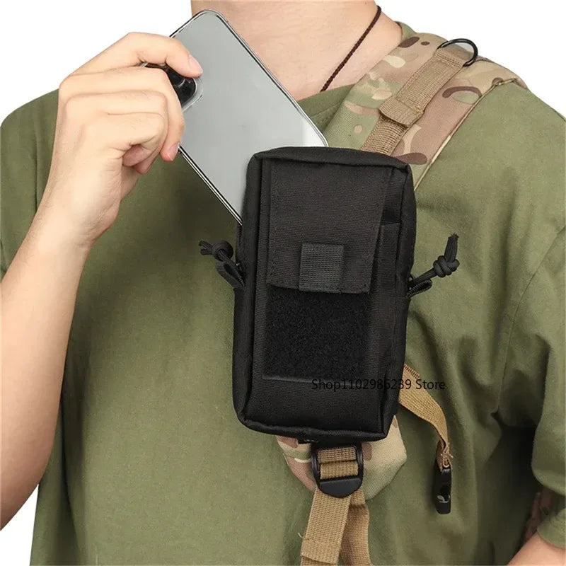 Praktische Schultertasche für Handy und Zubehör – clever-campen Camping & Outdoor Schweiz