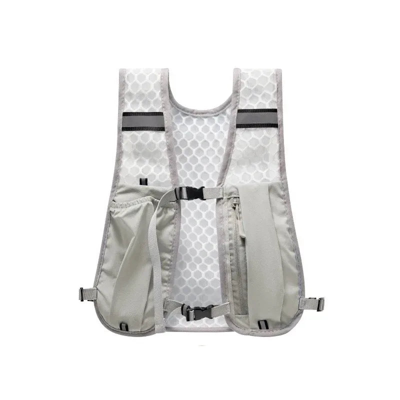 Leichter Trinkflaschen-Rucksack mit Handyhalter – clever-campen Camping & Outdoor Schweiz