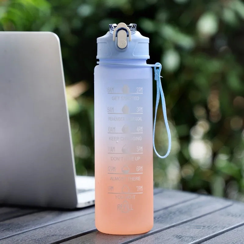 700ml Sport-Trinkflasche mit Strohhalm – Regenbogen-Farben