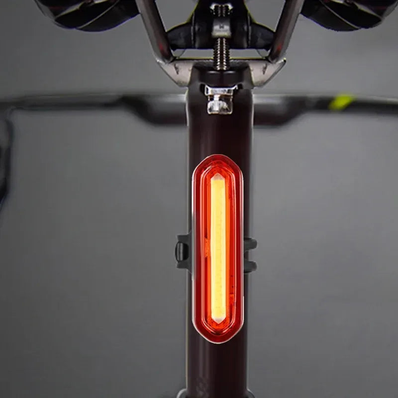 USB Ladefähiges Rücklicht für Fahrräder – clever-campen Camping & Outdoor Schweiz