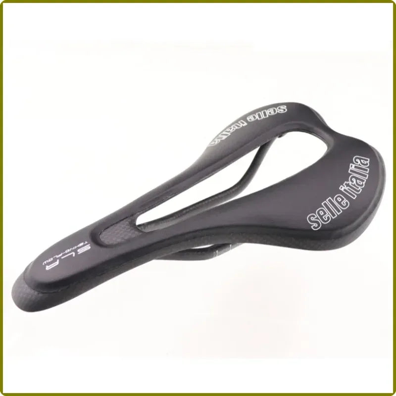 Ultraleichter Carbon Fahrrad-Sattel mit grossem Loch – clever-campen Camping & Outdoor Schweiz