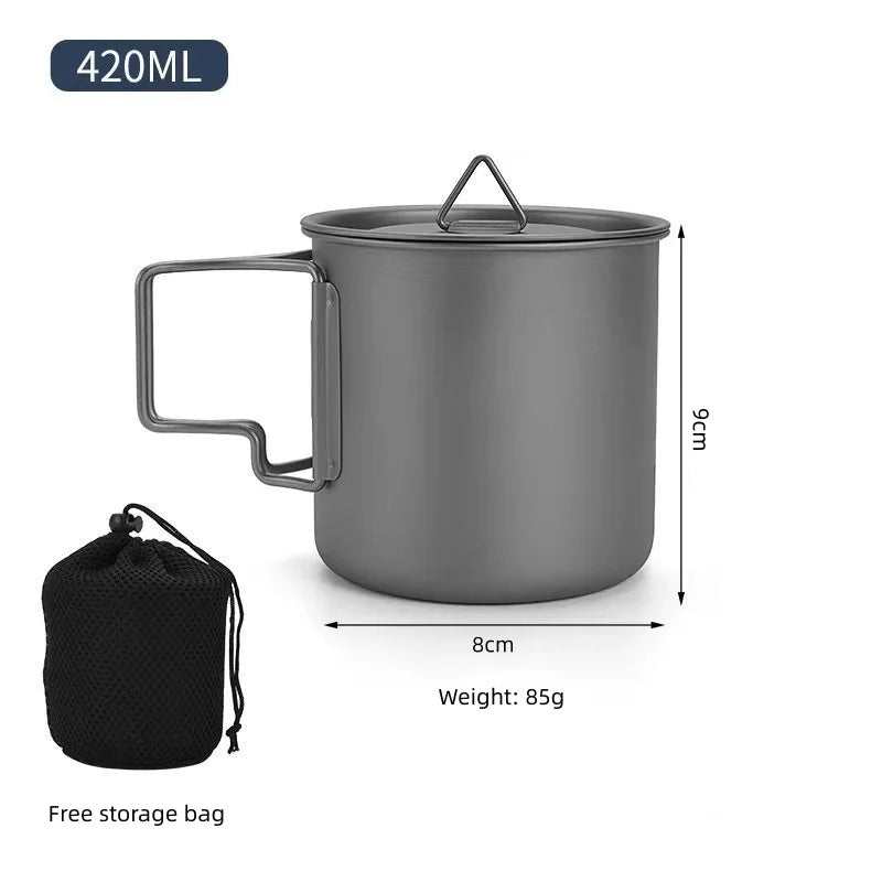 Titanium Camping Becher mit Klappgriff – Leicht & Tragbar